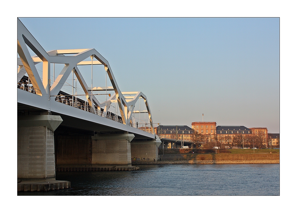 Über den Rhein