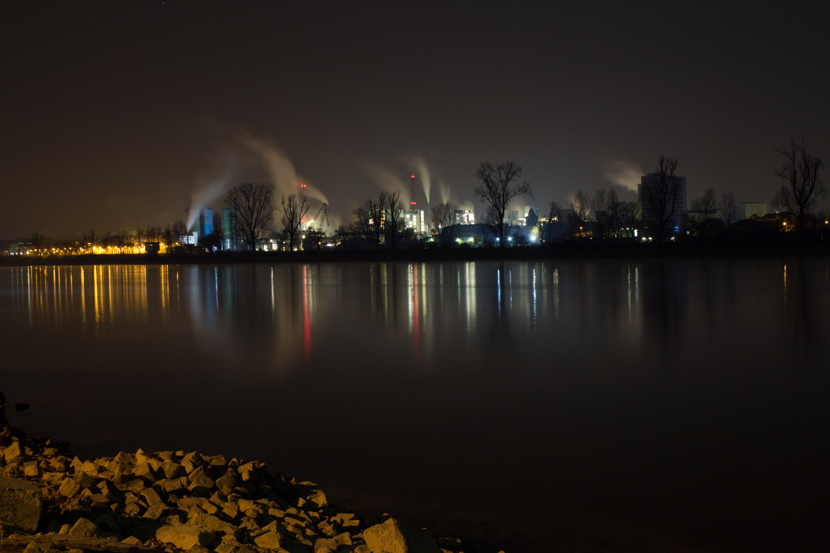 Über den Rhein geblickt