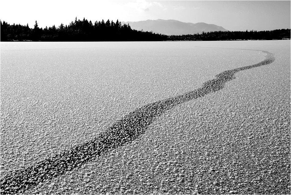 über den See in die Berge