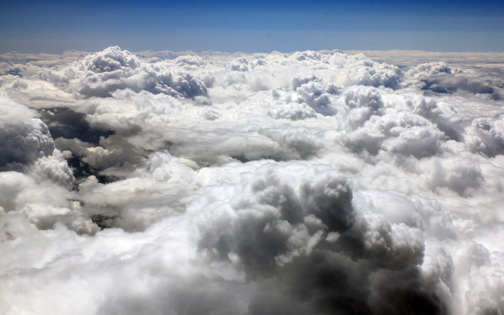 Über den Wolken