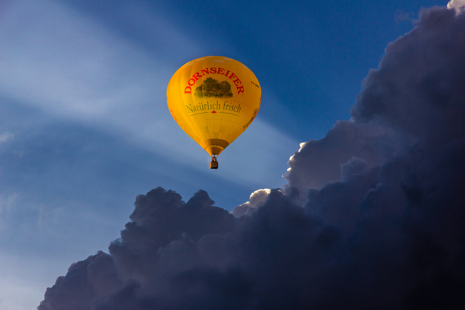 Über den Wolken