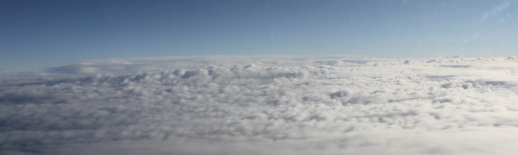 Über den Wolken