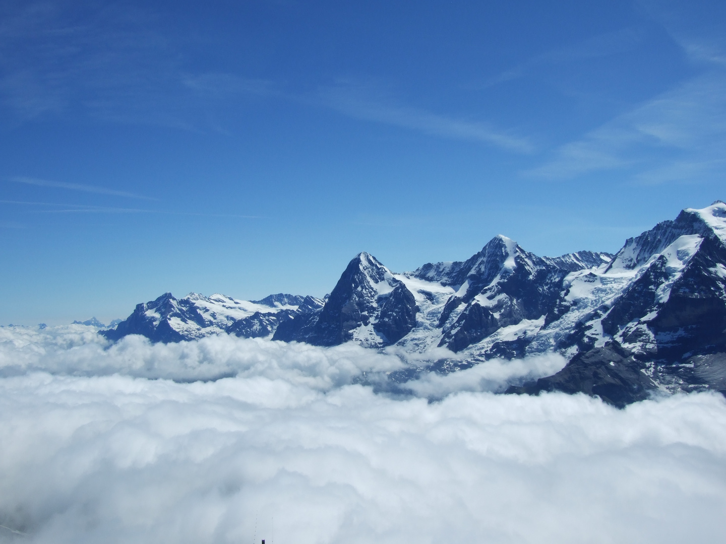 Über den Wolken