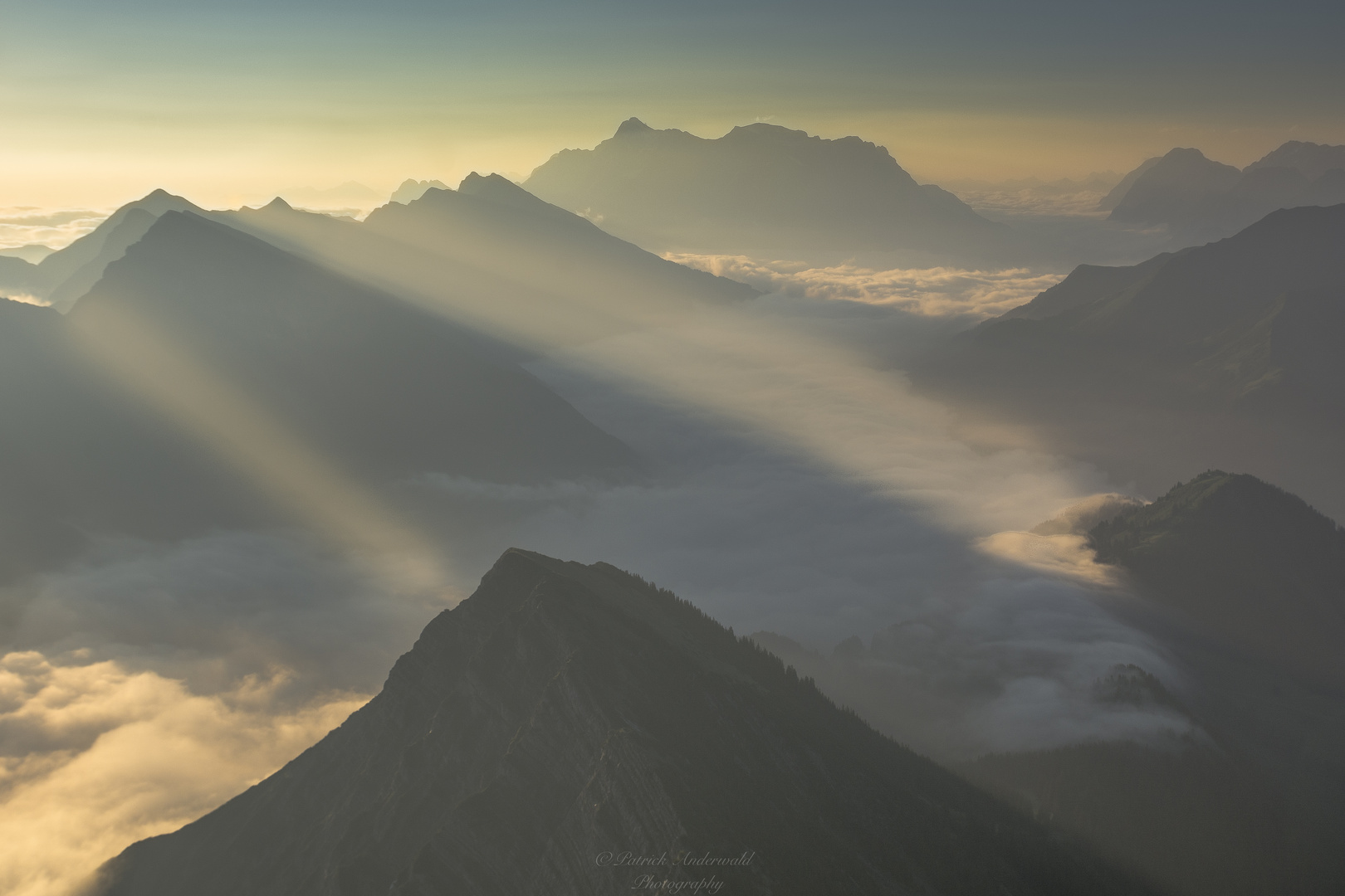 Über den Wolken