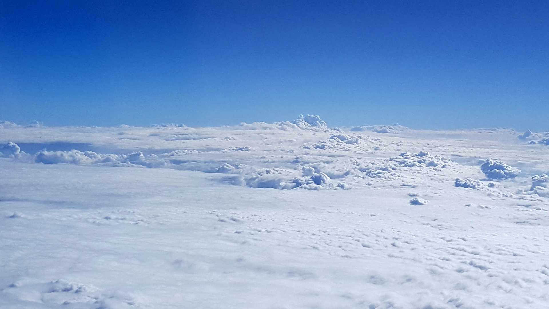 Über den Wolken