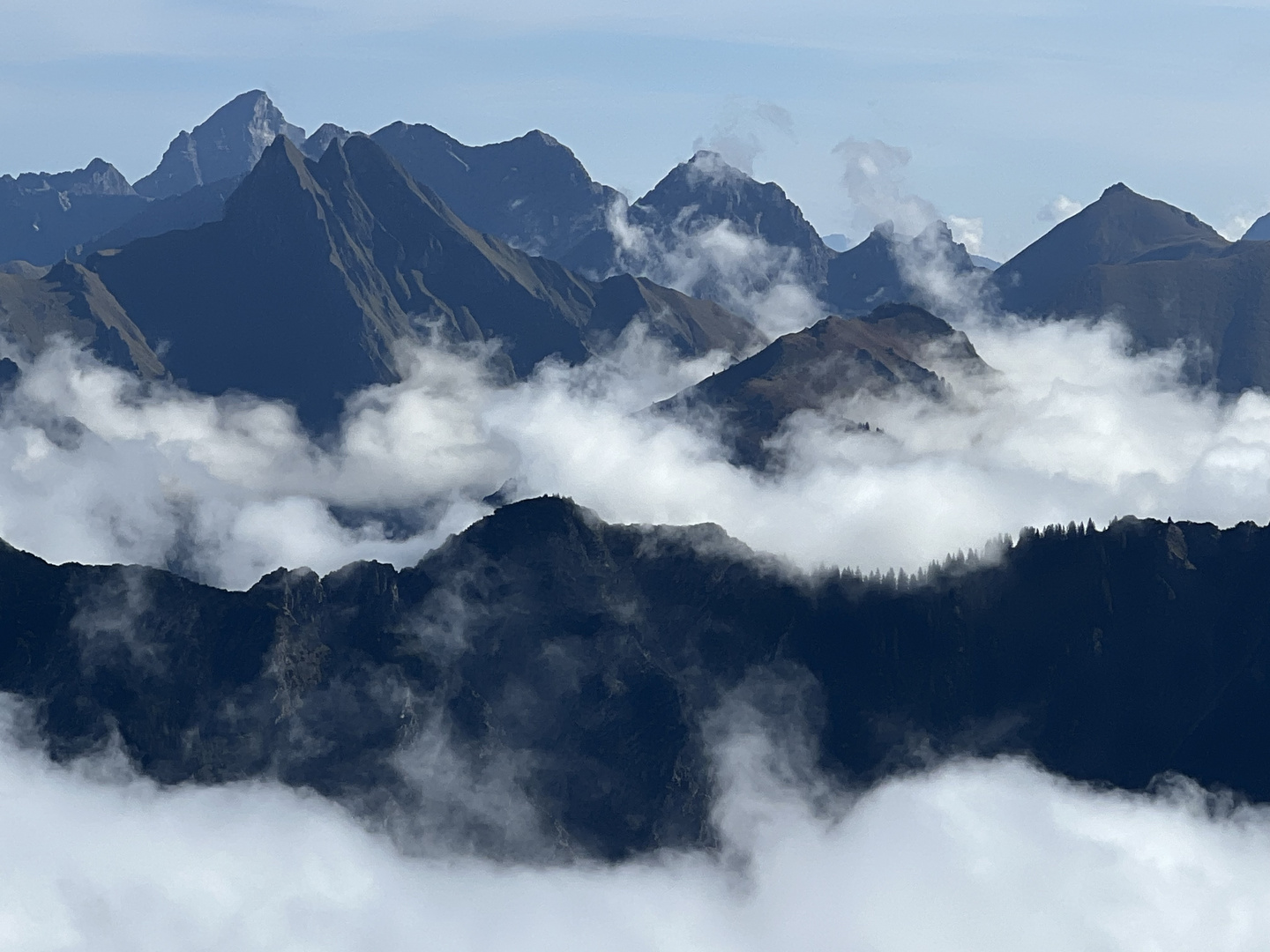 Über den Wolken, …