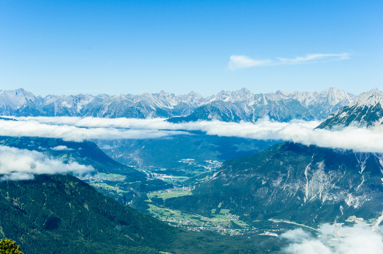 Über den Wolken...