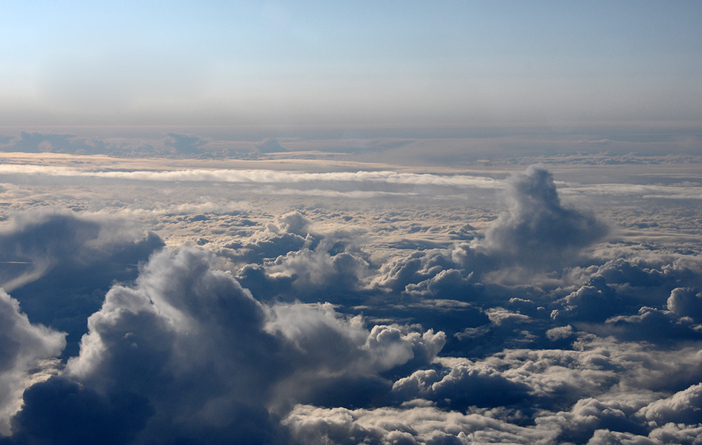 "Über den Wolken"