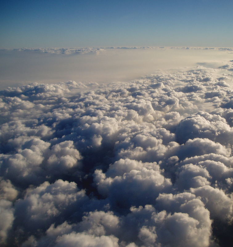 Über den Wolken