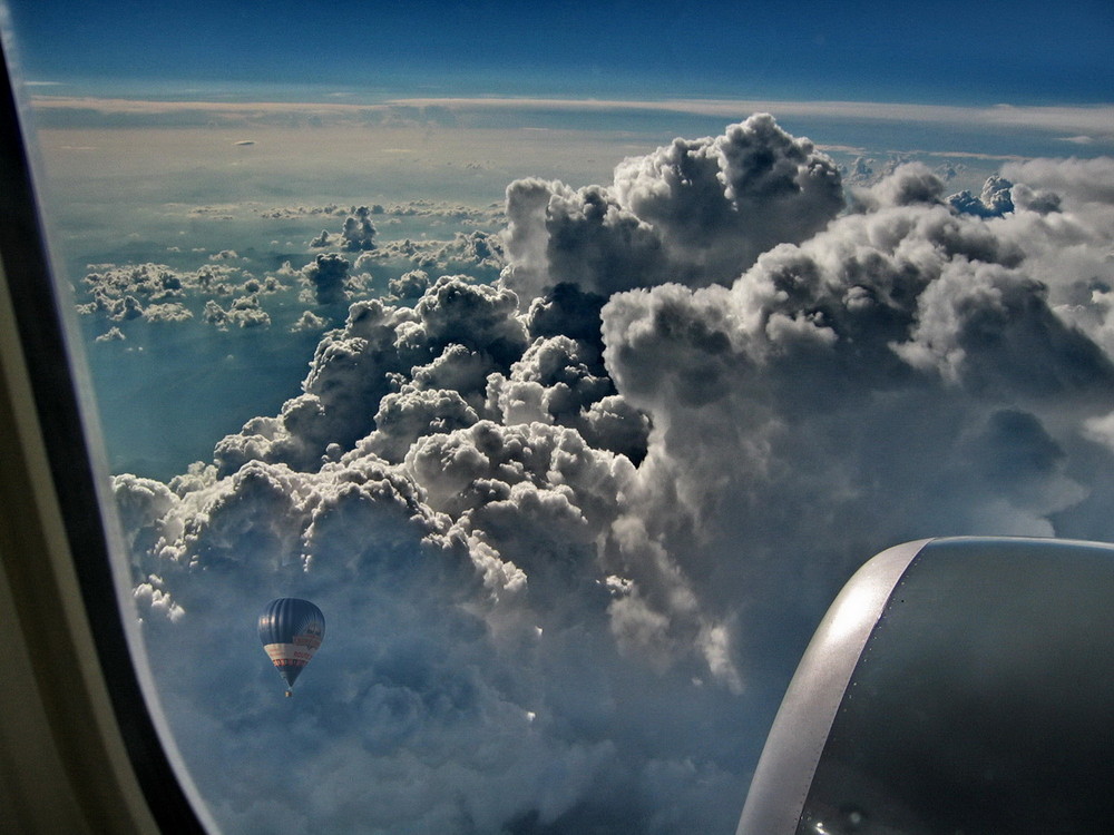 Über den Wolken