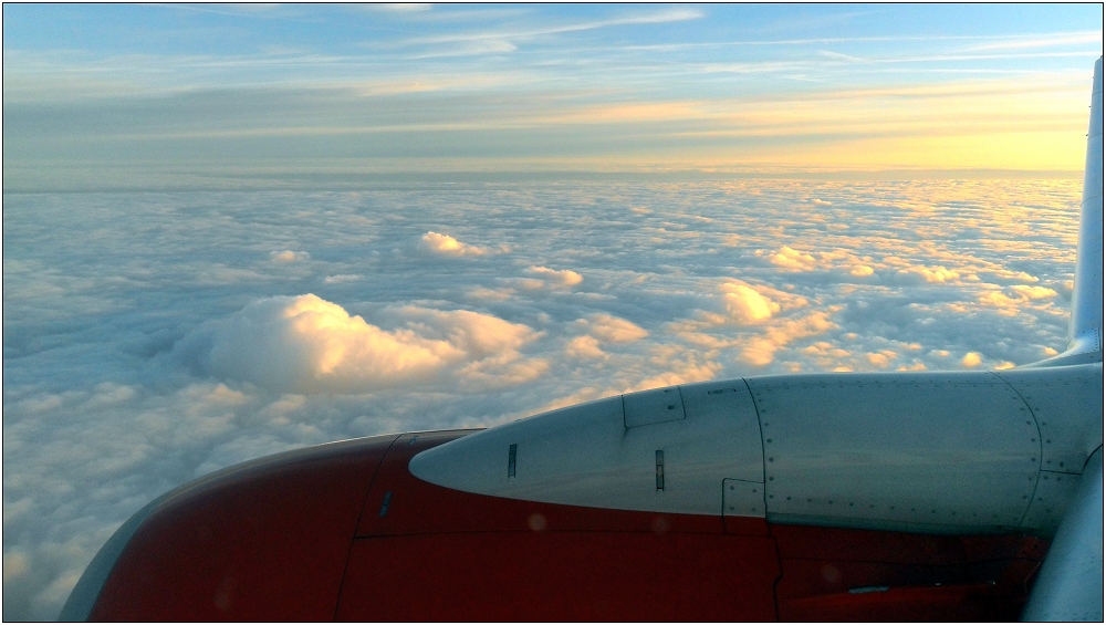 ... über den Wolken ...