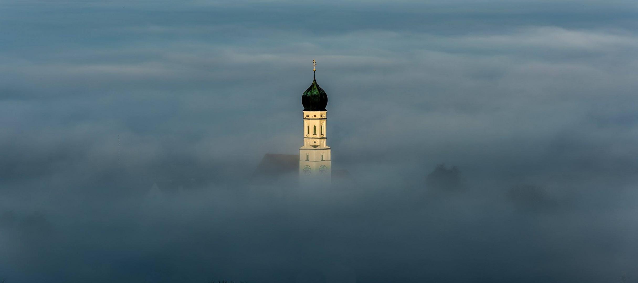 Über den Wolken