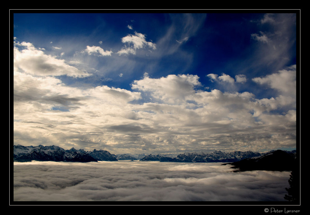 Über den Wolken