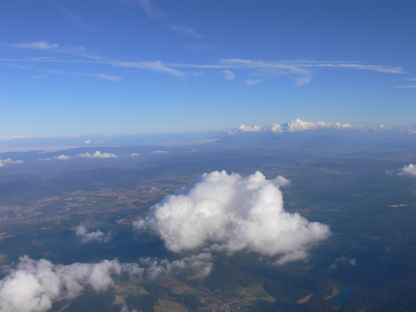 über den Wolken...