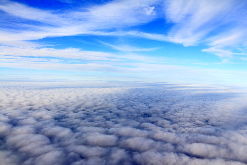 Über den Wolken