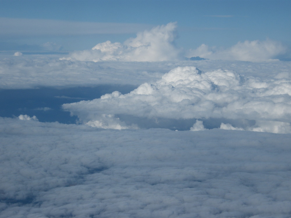 Über den Wolken ...