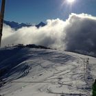 Über den Wolken beim Skifahren