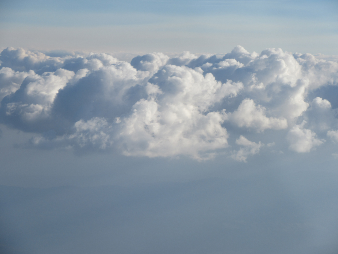 Über den Wolken 