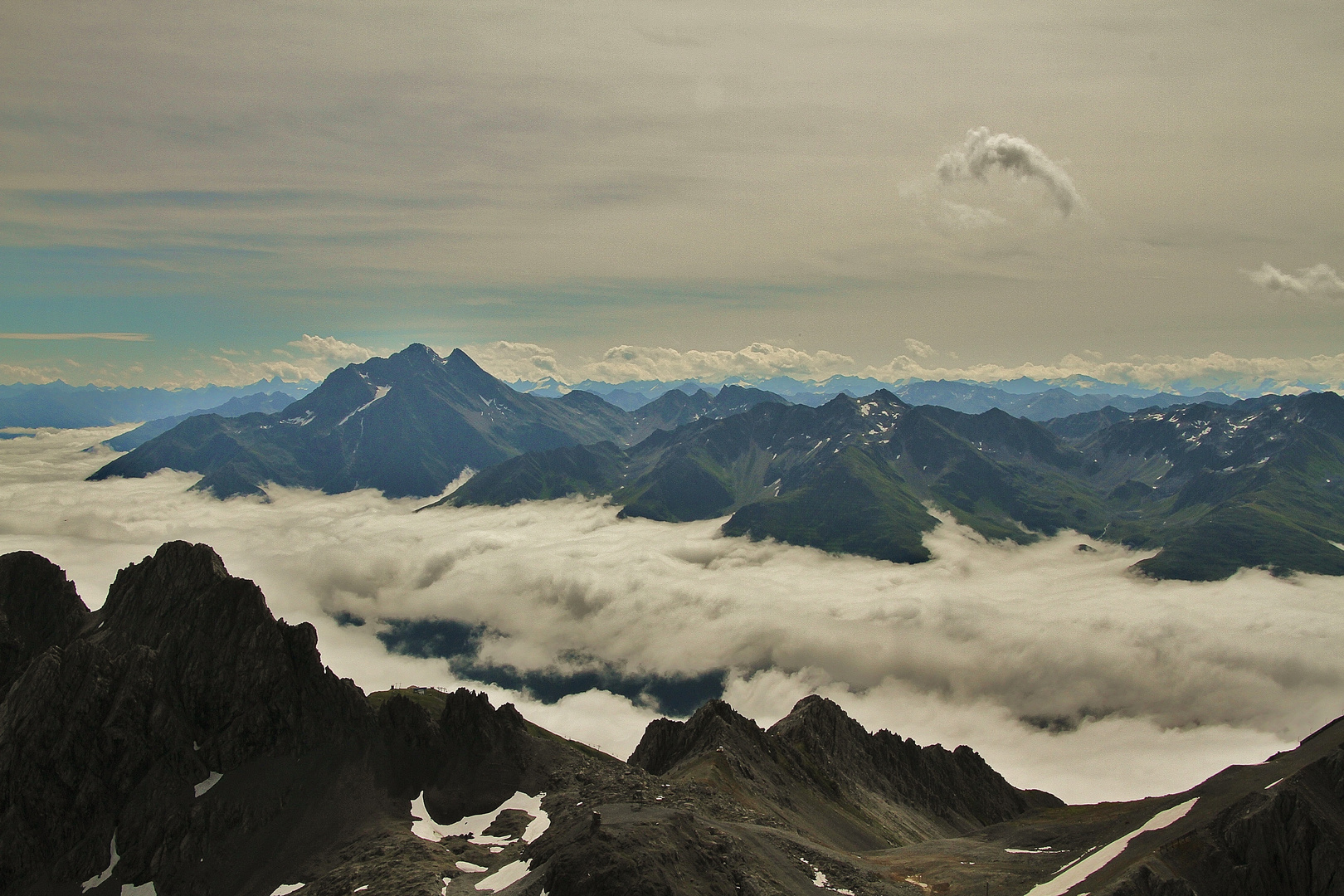 Über den Wolken