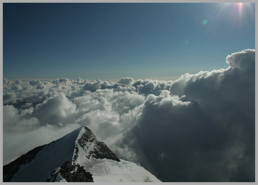 Über den Wolken