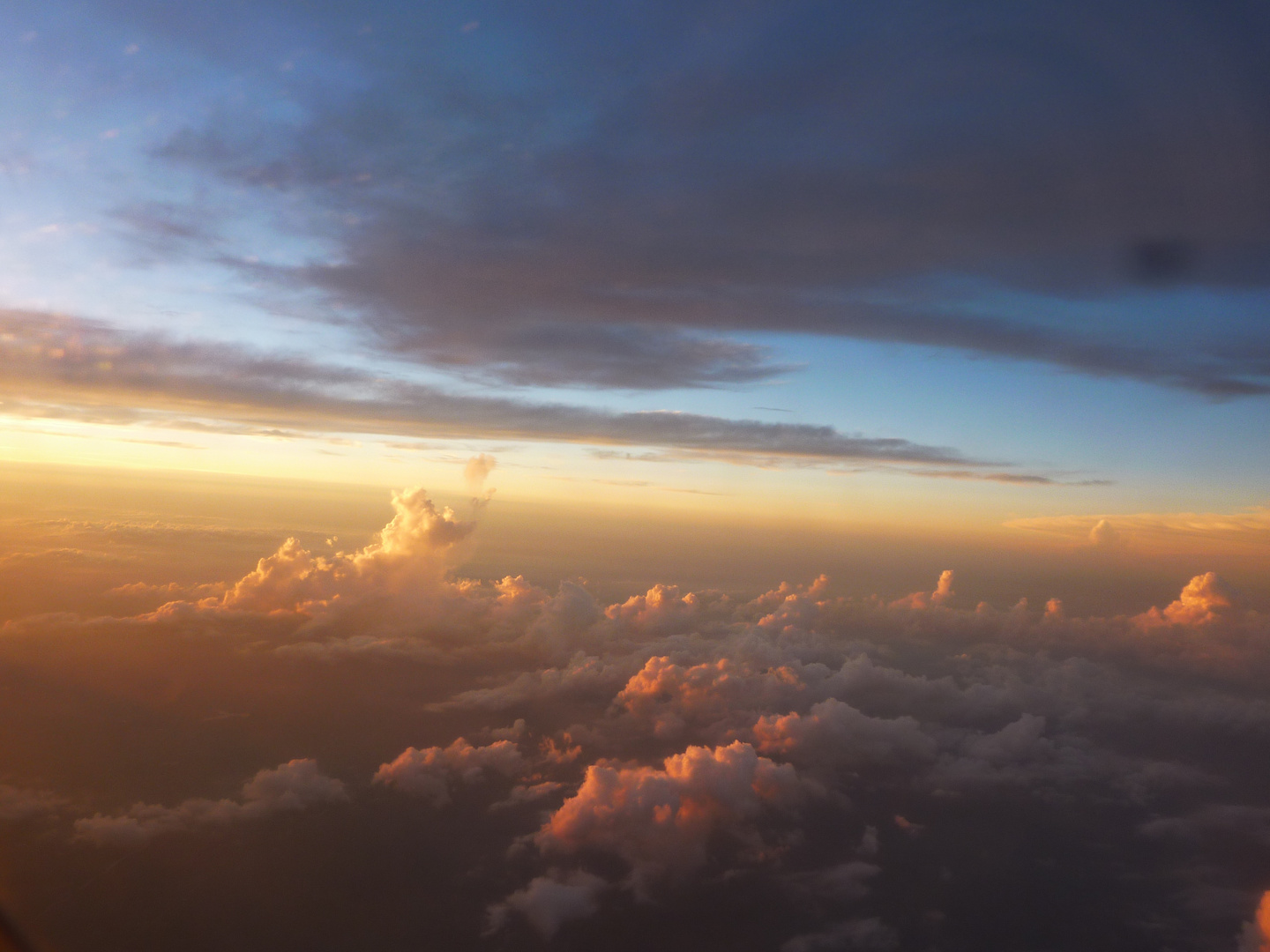 Über den Wolken