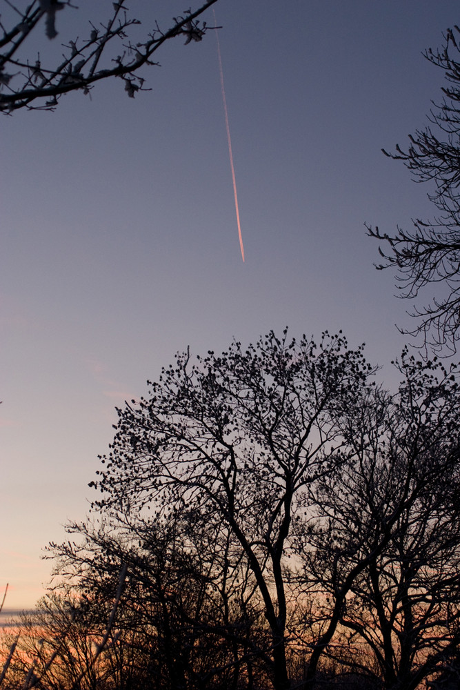 über den wolken......????? klarer winterhimmel und sonnenuntergang