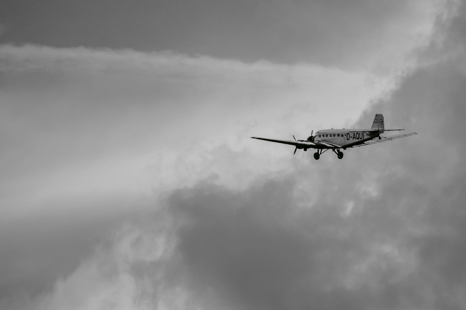 Über den Wolken, muß die....