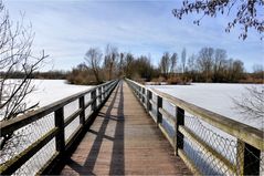 über die Brücke....