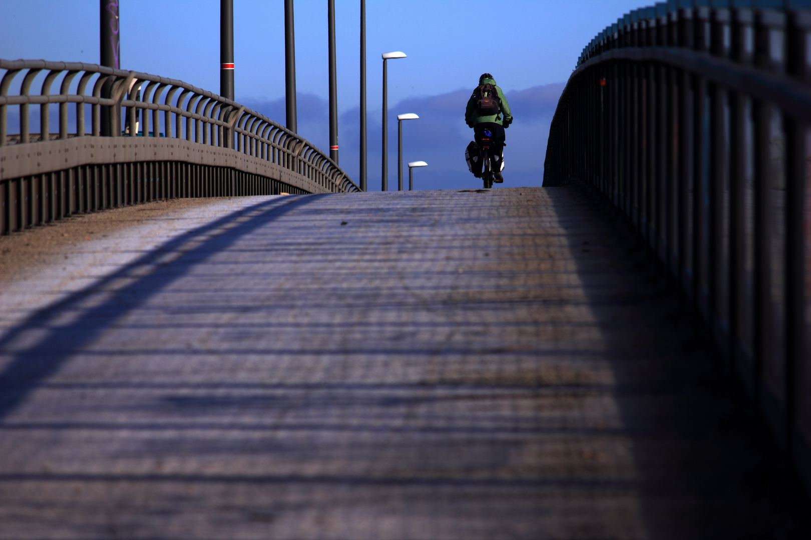 Über die Brücke