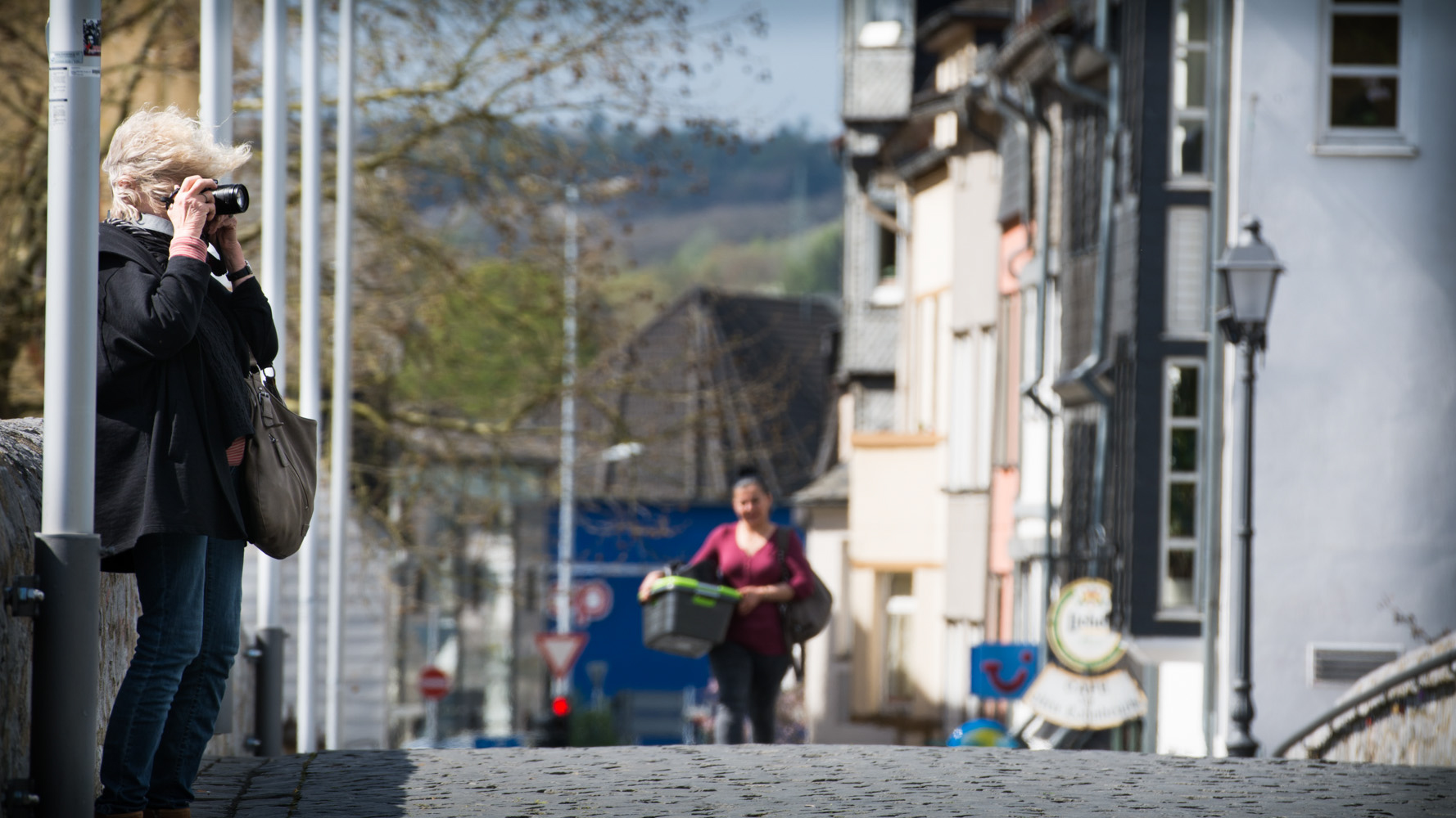 Über die Brücke sollst du gehen