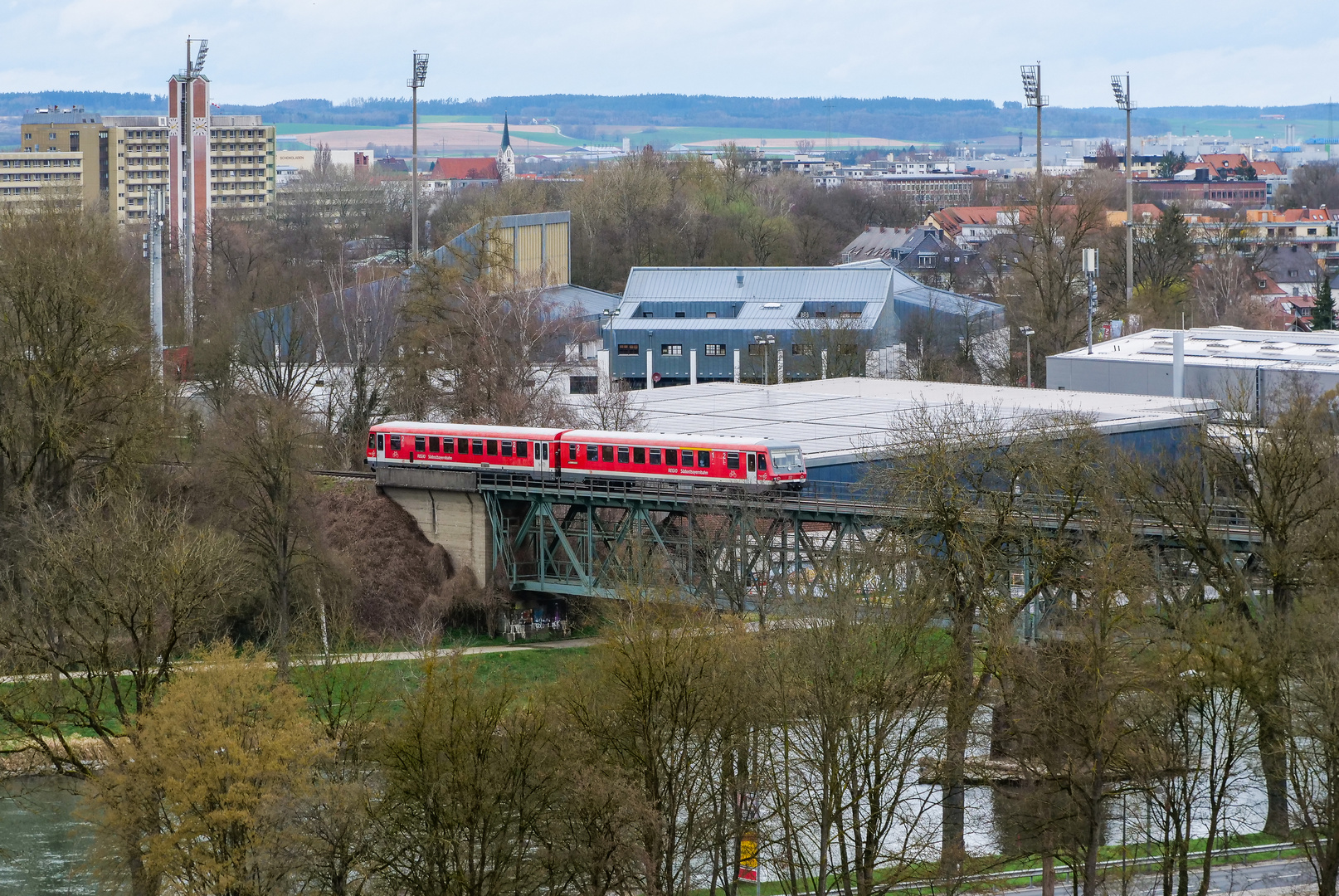 Über die Isar ...