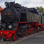 Über die Kreuzung zum Haltebahnhof 