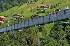 [ Ueber diese Brücke... ]