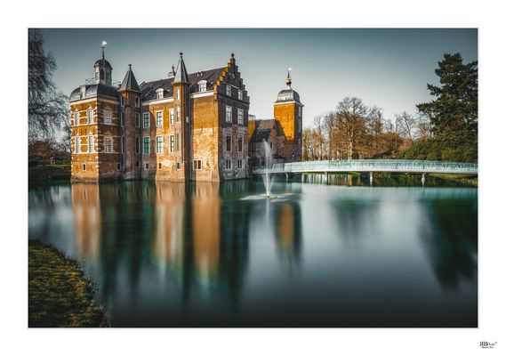 über diese Brücke...