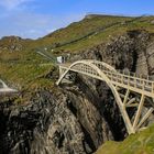 Über diese Brücke....