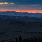 Über Montepulciano 'brennt' der Himmel.