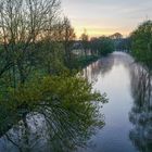 Über ruhigem Wasser