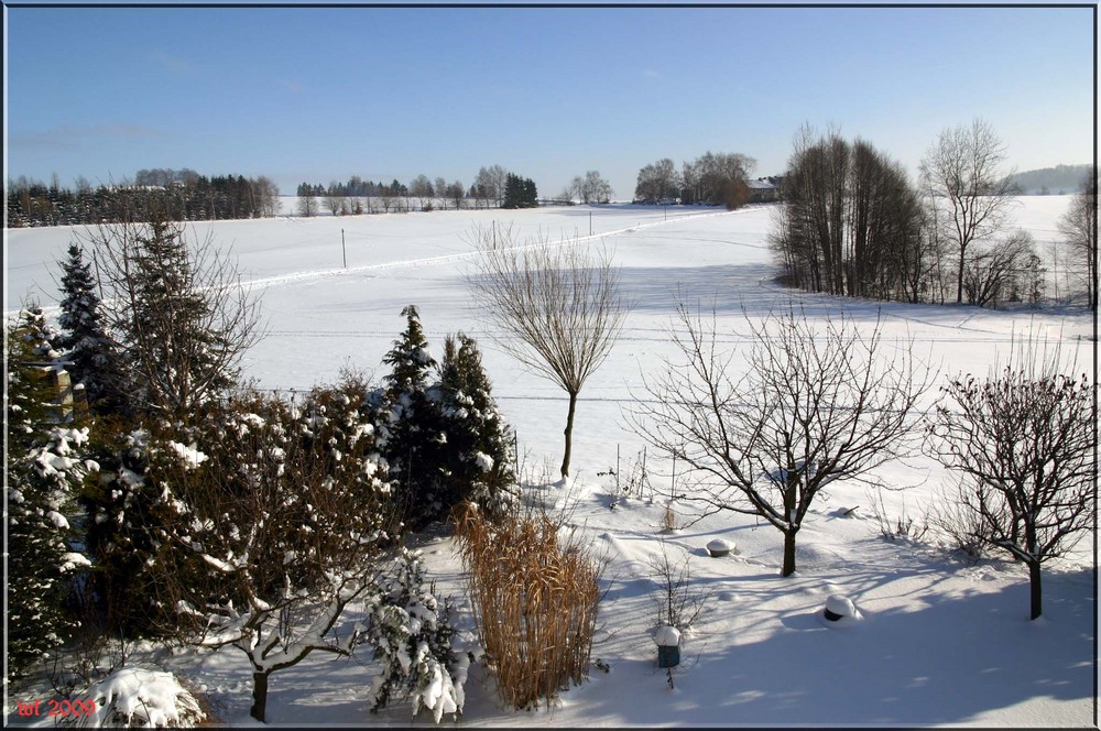 Überall hat es geschneit