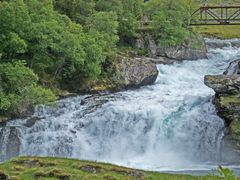 Überall wildes Wasser, das ist Südwest-Norwegen im Juni!