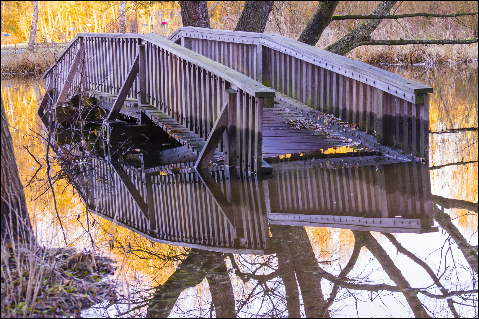 Überbrückung - zwischen Kurparksee und Schwartau