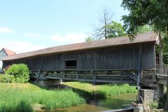 Überdachte Holzbrücke in Buchfahrt - DENKMALSCHUTZ