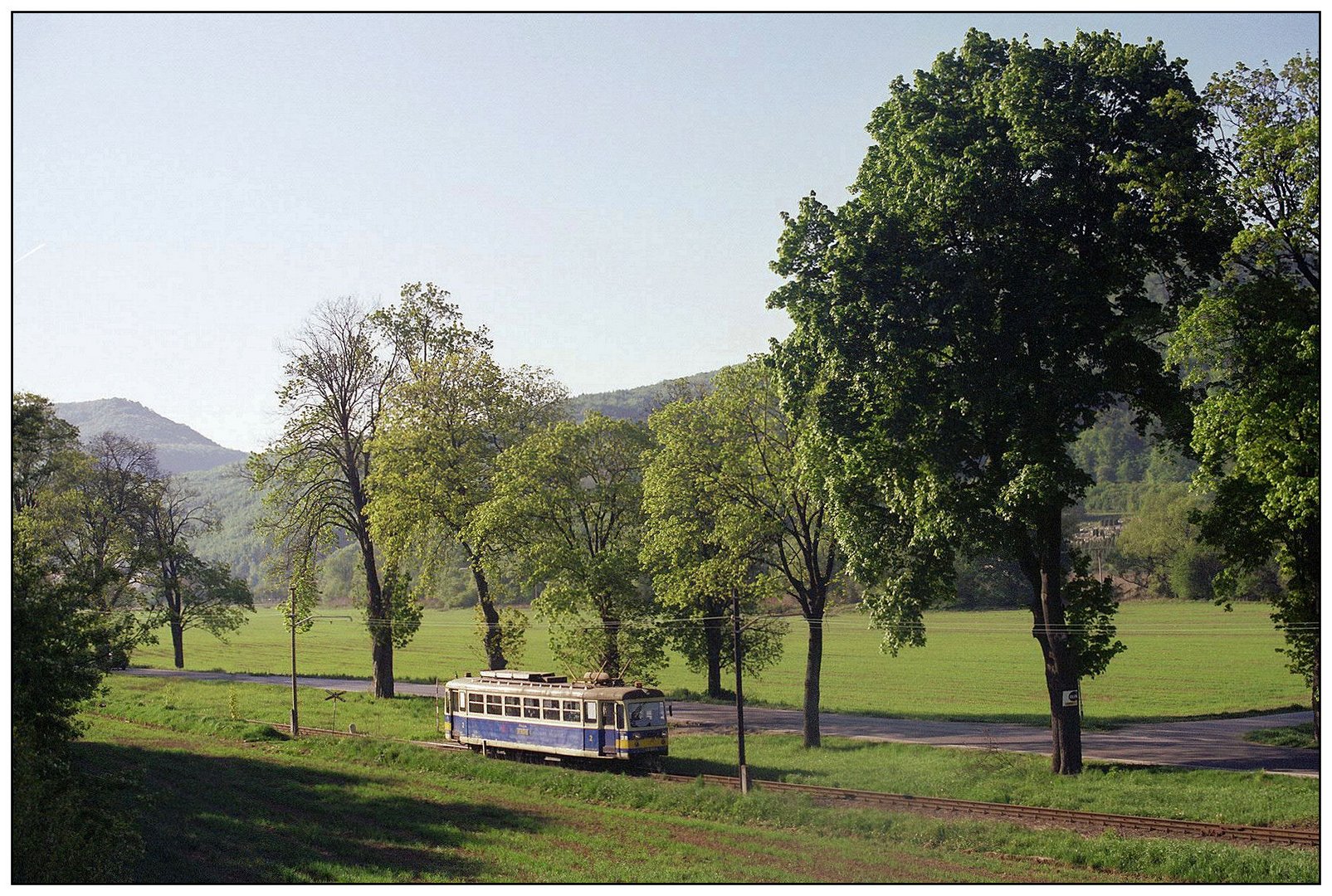 Überlandstraßenbahn