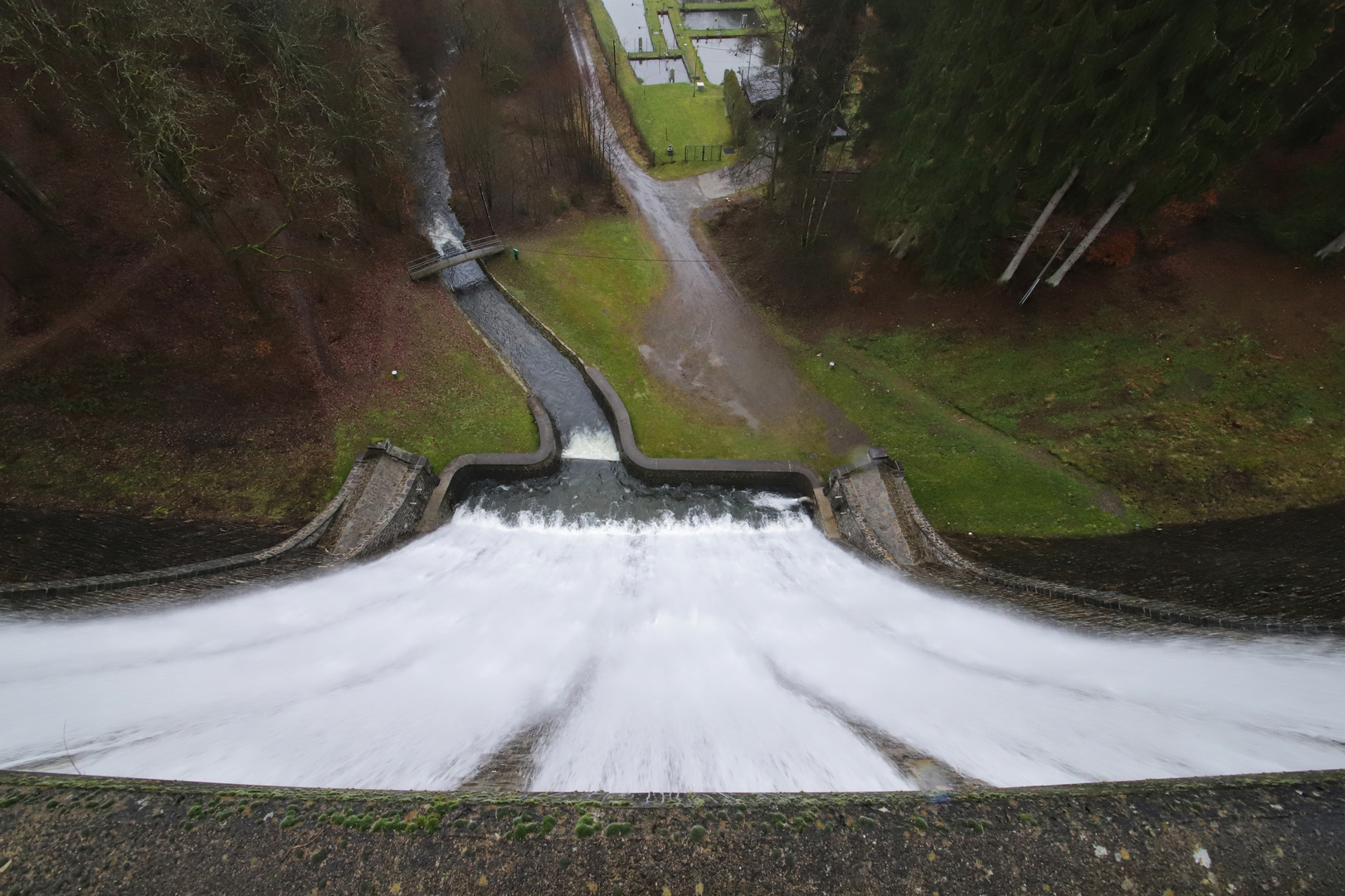 Überlauf der Oestertalsperre (2019_01_17_EOS 6D Mark II_9827_ji)