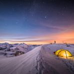 ^ Überlebenskampf auf 3000m: Biwak erstellen ^