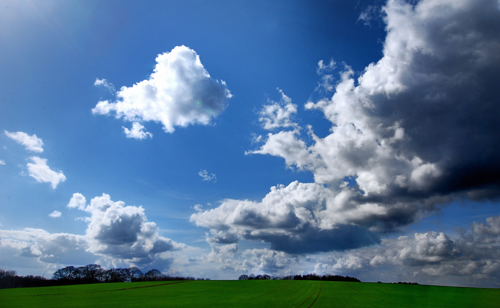 Überm Feld