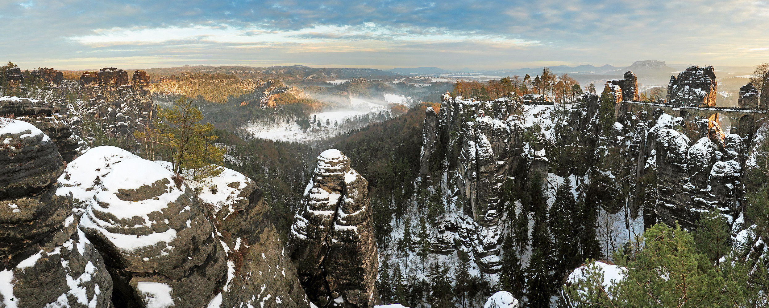 Überm Wehlgrund ua. die Basteibrücke, alles mal mit Schnee