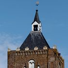 Übersicht: Nisthilfe für Falken am Turm der Kreuzkirche in Pilsum (Krummhörn, Ostfriesland)