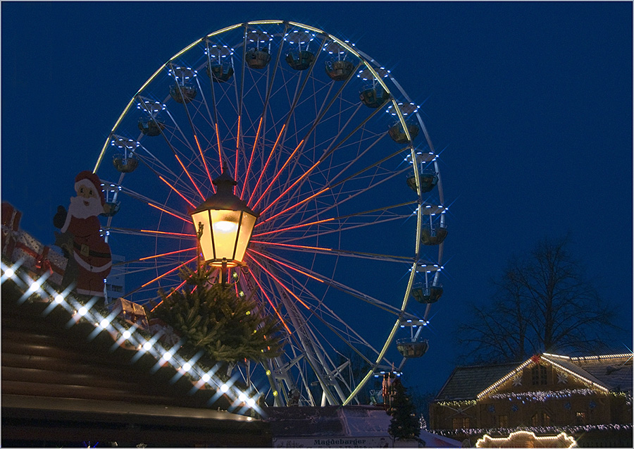 Übrigens, auch in diesem Jahr wieder Weihnachtsmarkt ...