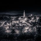 Ueli Wittwer-"Nachtliche Eleganz: Bern im Lichtermeer"