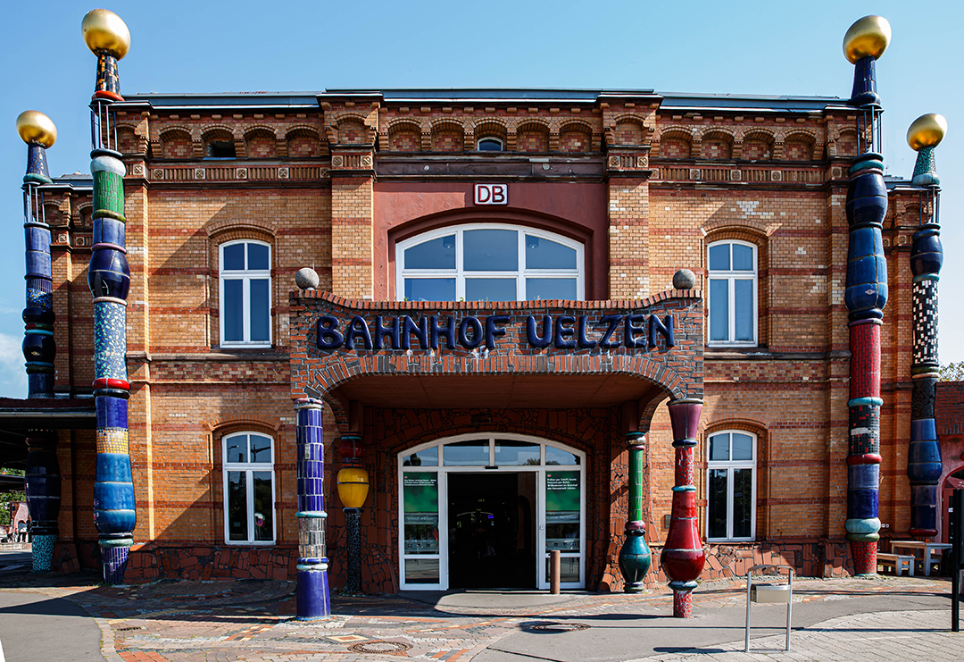 Uelzen - Hundertwasser Bahnhof 1